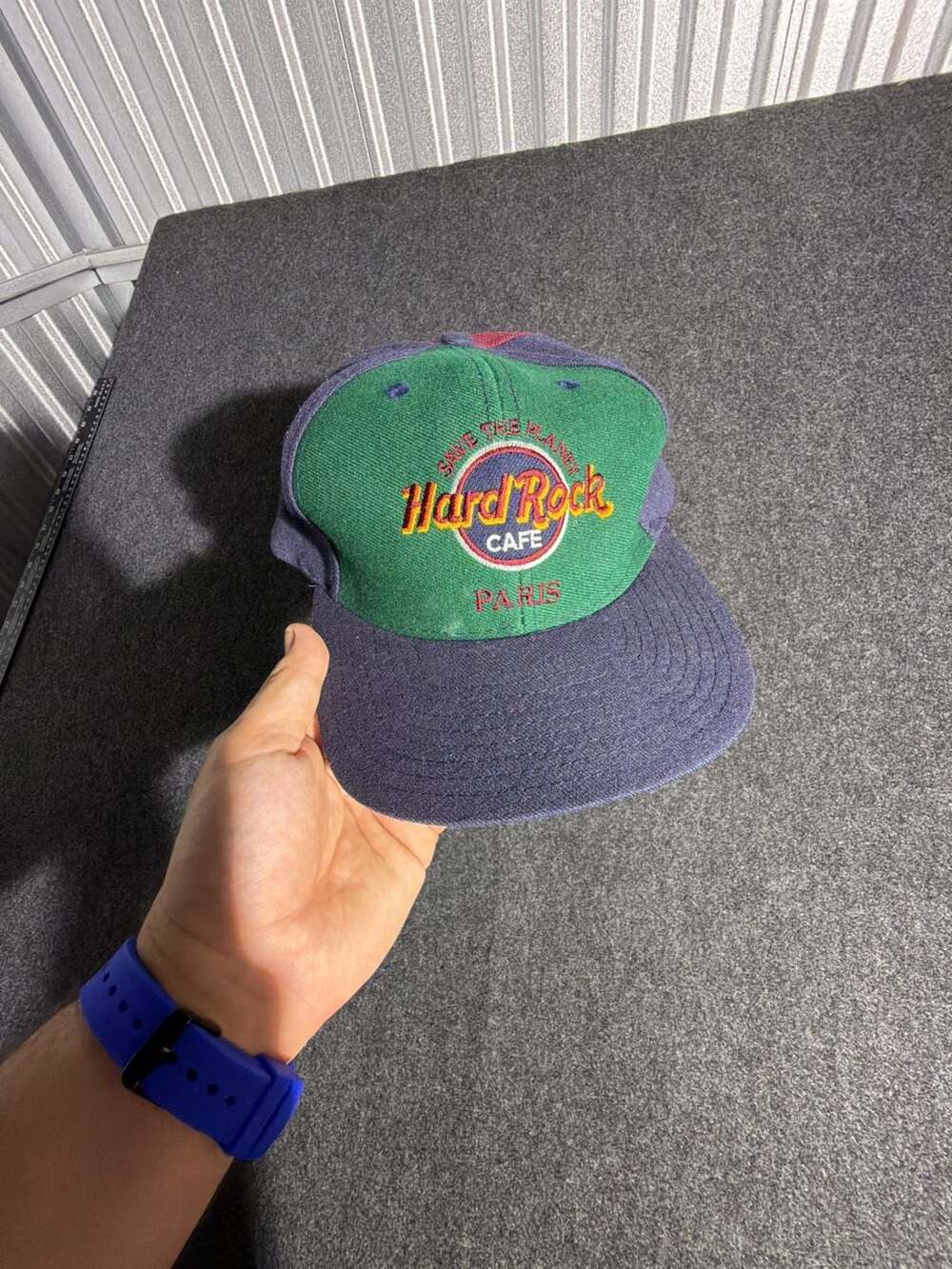 Vintage Hard Rock Cafe Paris Color Block Wool Blend Embroidered Hat